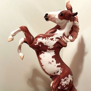 Hidalgo Rearing Breyer
